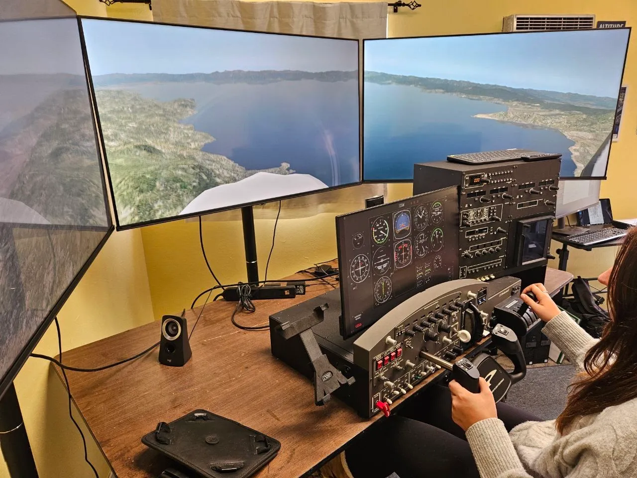 PFC CR-12 ProPanel simulator in the NV Flight training room
